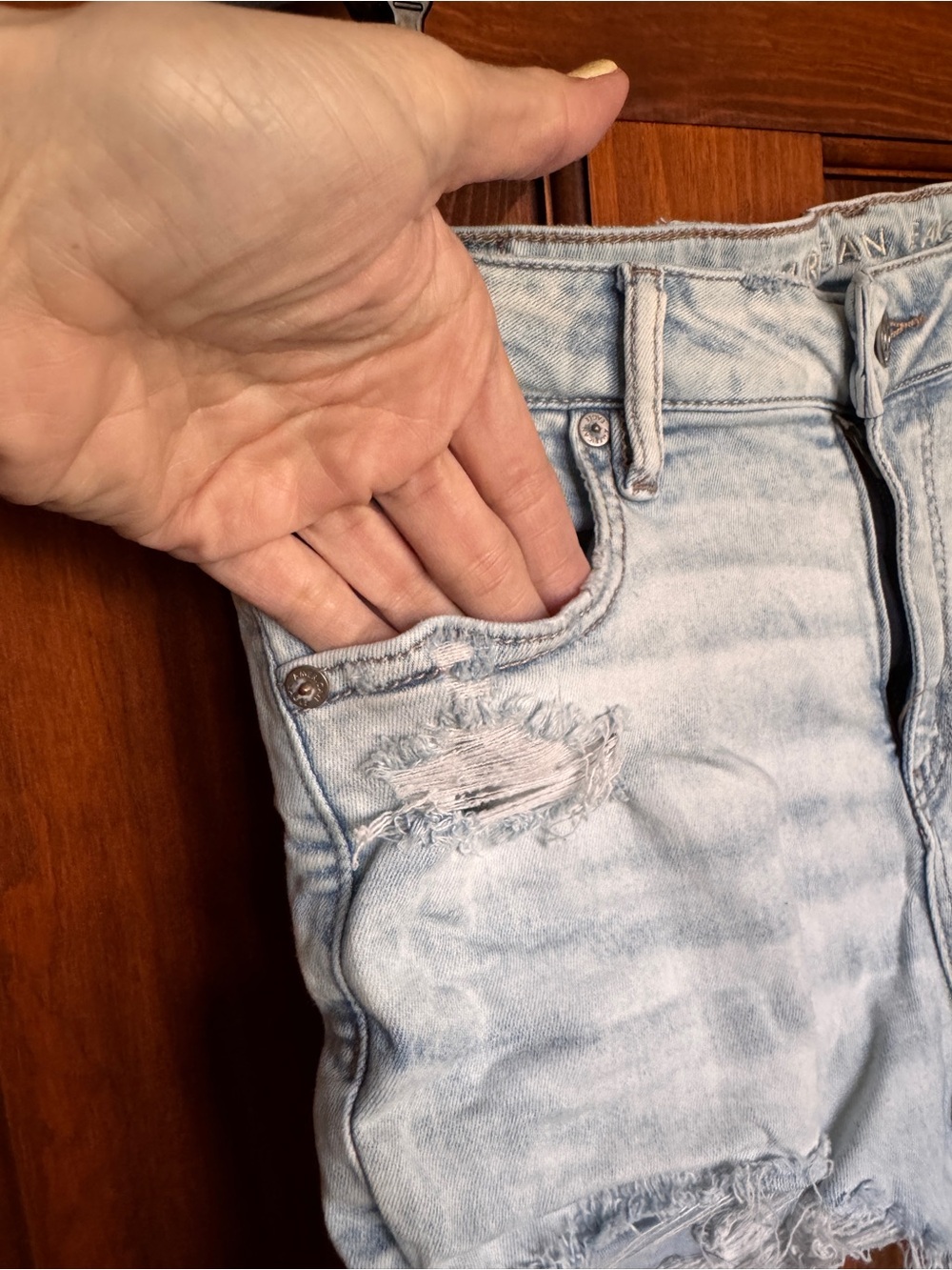 American Eagle Outfitters Next level stretch light denim cut off shorts - Picture 4 of 9